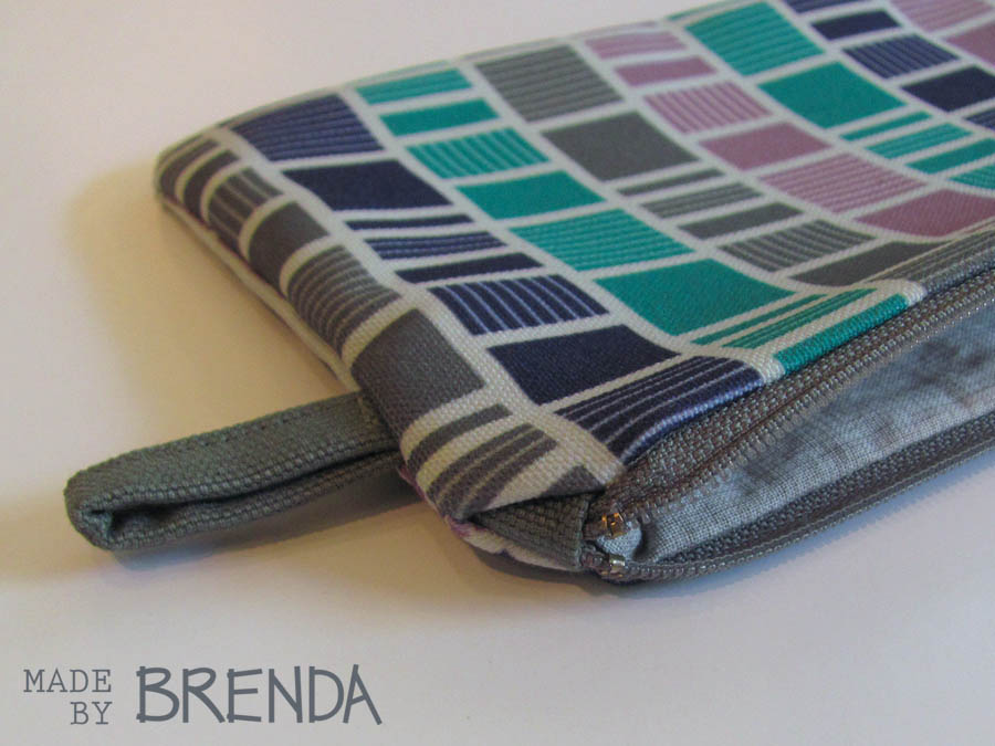 Hip Sequential Small Zip Close Up by Brenda Zapotosky for Blog